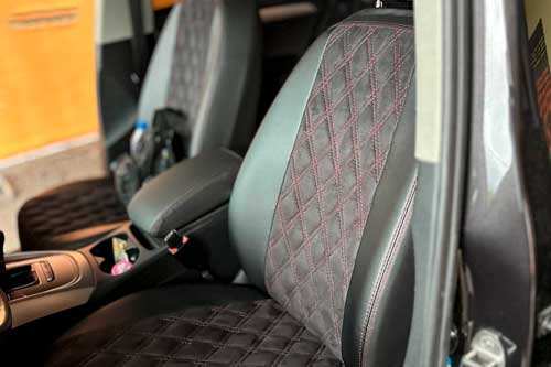 Чехлы на Audi Q5 8R (Ауди Ку5 1 пок.) из экокожи и антары