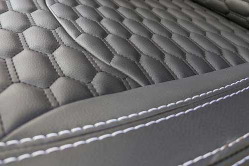 Чехлы на Ford Fusion USA (Форд Фьюжн США) из экокожи с прострочкой соты