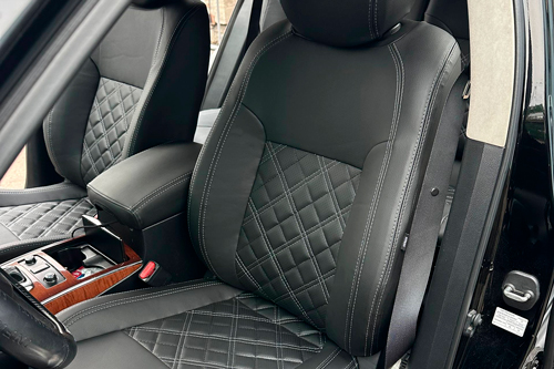 Чехлы на Infiniti QX70 (Инфинити КуИкс70) из экокожи