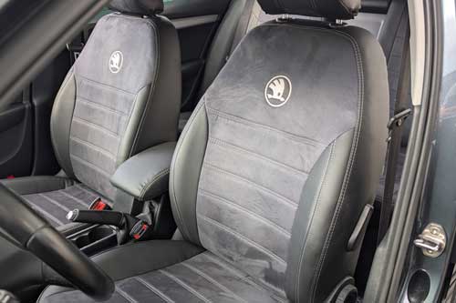 Чехлы на Skoda Octavia A7 из экокожи и антары ELA2020P черно темно-серые