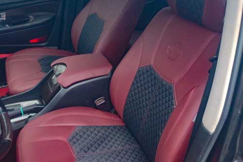 Чехлы на Ssang Yong Rexton из экокожи и ткани