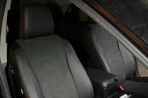 Чехлы на Toyota Camry 55 USA(Тайота Камри 55 США) из экокожи и итальянской алькантары