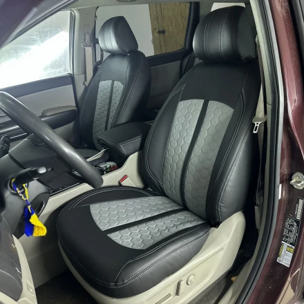 Чехлы на Kia Sedona III 7 мест (КІА Седона 3) из экокожи Eco Sport