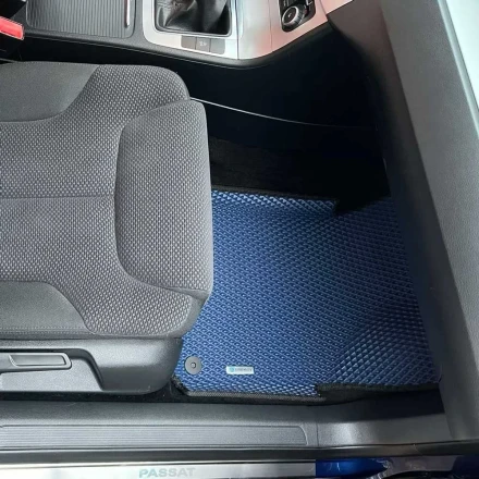 3D EVA коврики на Volkswagen Passat B6 (Фольксваген Пассат Б6) с бортами до 5 см синие