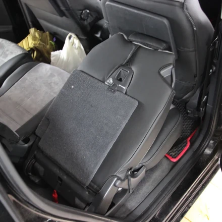 Чехлы на Peugeot 5008 из экокожи и антары Eco Lazer+Antara 2020 (P)