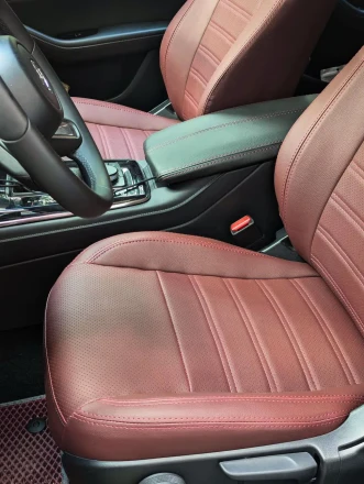 Чехлы на Mazda CX-30 (Мазда СХ-30) из экокожи с перфорацией Comfort Plus 3