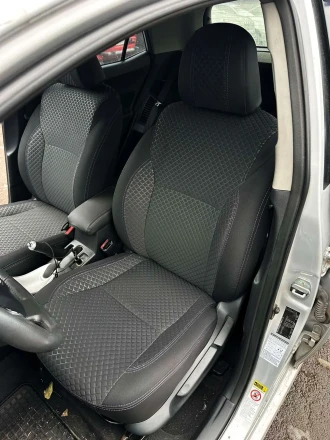 Чехлы на Toyota Auris Hybrid E150 (Тойота Аурис Гібрид) из ткани и экокожи Sport 3