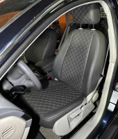 Чехлы на Audi A6 C6 (Ауди А6 С6) из экокожи черной AM Rubin-Q