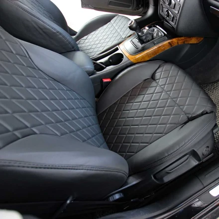 Чехлы на Audi A4 B8 (Ауди А4 Б8) из экокожи EG