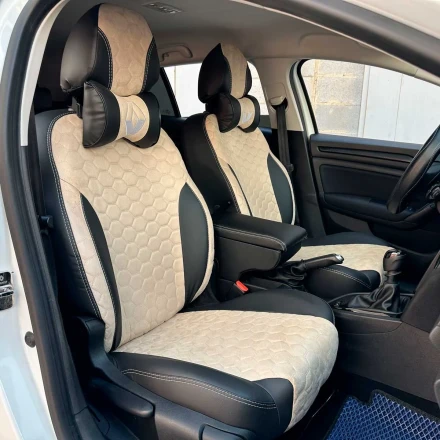 Чехлы на Renault Megane IV из экокожи и антары ELA2020R соты