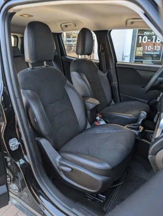 Чехлы на Jeep Renegade (Джип Ренегат) из экокожи и итальянской алькантары Sport 3