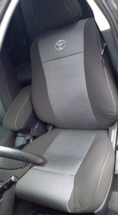 Чехлы на Toyota Avensis (T250) из ткани