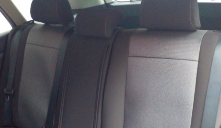 Чехлы на Toyota Avensis (T250) из ткани