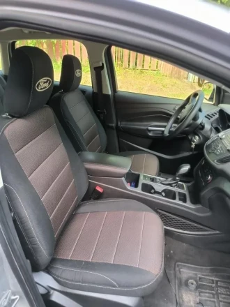 Чехлы на Ford Escape из ткани и горизонтальной прострочкой