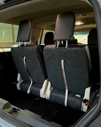 Чехлы на Ford Flex 7 мест (Форд Флекс) из экокожи с прострочкой соты Comfort 3