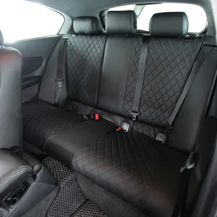 Чехлы на BMW 1 E81/E82/E87/E88 (БМВ Е81/Е82/Е87/Е88) из экокожи EG