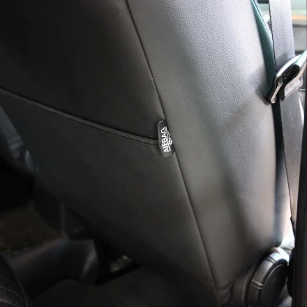 Чехлы на Renault Megane III из экокожи и ткани Vip Elite 2020