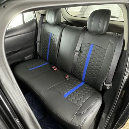 Чехлы на Nissan Leaf I (Ниссан Лиф 1) из экокожи Eco Sport (синяя полоска)