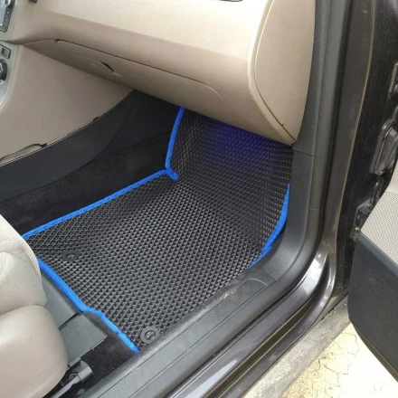 3D EVA коврики на Volkswagen Passat B7 (Фольксваген Пассат Б7) с бортами до 5 см черно-синие