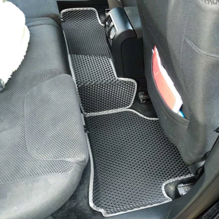 3D EVA коврики на Volkswagen Passat B6 (Фольксваген Пассат Б6) с бортами до 5 см черно-серые