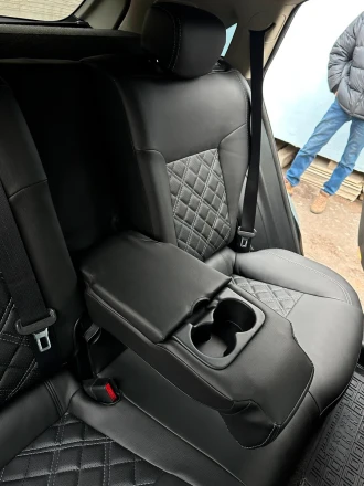 Чехлы на Infiniti QX70 (Инфинити КуИкс70) из экокожи Comfort 3