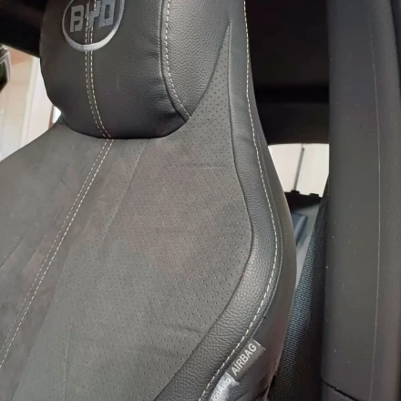 Чехлы на BYD Song Plus из экокожи и итальянской алькантары
