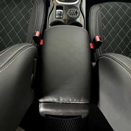 Чехлы на Renault Kadjar из экокожи и антары VPA