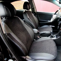 Чехлы на Hyundai Accent IV из экокожи и польской алькантары ELA2020R