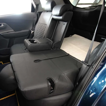 Чехлы на KIA Niro I Hybrid из экокожи EP