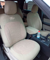 Чехлы на Ford Explorer (7 мест) из велюра
