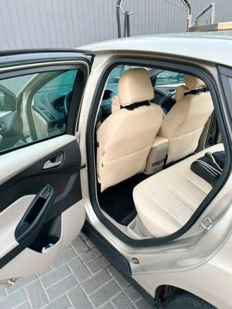 Чехлы на Ford Focus III USA (Форд Фокус 3 США) из экокожи ESport