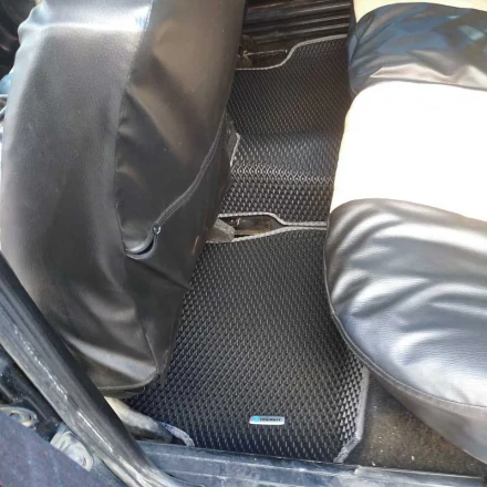 3D EVA коврики на Volkswagen Passat B3 (Фольксваген Пассат Б3) с бортами до 5 см черно-серые