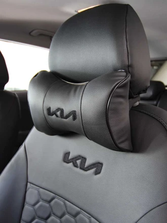 Подушка на подголовник из экокожи EMC с лого KIA черная