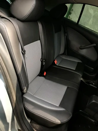 Чехлы на Skoda Octavia Tour из экокожи и ткани Comfort 3