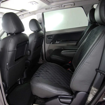 Чехлы на Mitsubishi Grandis (Мицубиси Грандис) 6 мест из экокожи и польской алькантары VPA