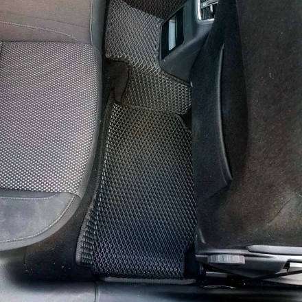 3D EVA коврики на Skoda Octavia A7 (Шкода Октавія А7) с бортами до 10 см черные