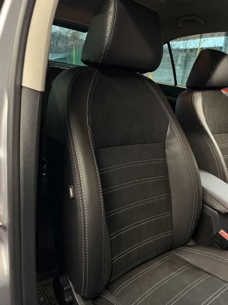 Чехлы на Skoda Octavia A5 из экокожи и итальянской алькантары Sport 3