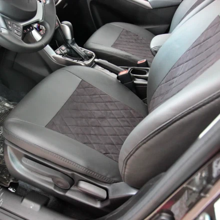 Чехлы на Suzuki SX4 (Сузуки сх4) из экокожи и антары с тиснением ромб