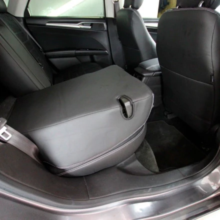 Чехлы на Ford Fusion USA (Форд Фюжн США) из экокожи и антары ELA2020P чорные