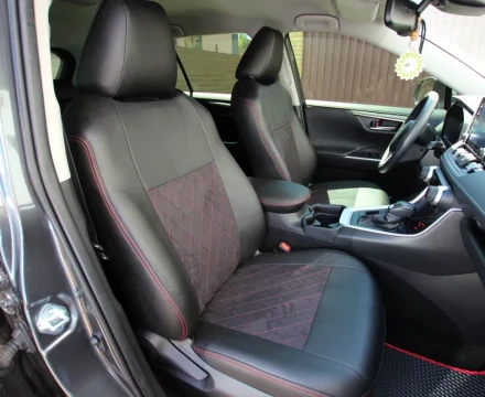 Чехлы на LADA (ВАЗ) Niva 4х4 из экокожи и антары Eco Prestige+Antara