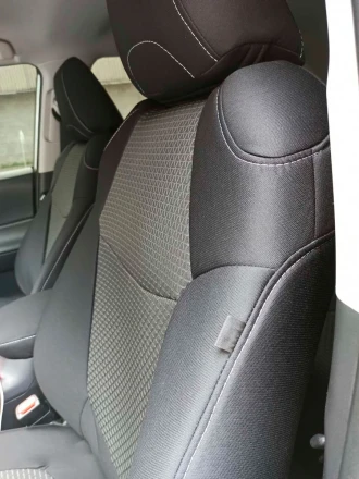 Чехлы на Toyota RAV4 V пок. Hybrid из гобелена