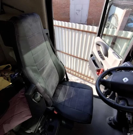 Чехлы на Renault Magnum 1+1 (Рено Магнум) из экокожи и антары ELA2020P