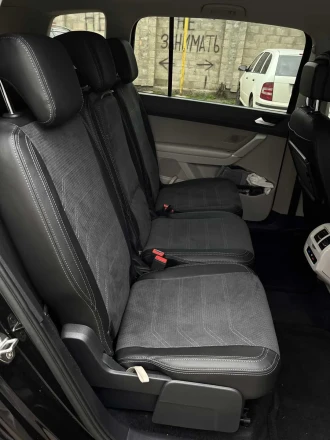 Чехлы на Volkswagen Touran II (Фольксваген Туран 2) из экокожи и алькантары Sport 3