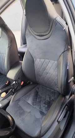 Чехлы на Skoda Octavia A7 RS (Шкода Октавия А7 РС) из экокожи и антары