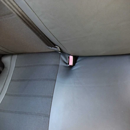 Чехлы на Renault Megane III Estate из экокожи и ткани Eco Classic 2020