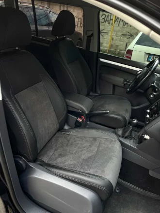 Чехлы на Volkswagen Touran I (Фольксваген Туран 1) из экокожи и алькантары Comfort Plus 3