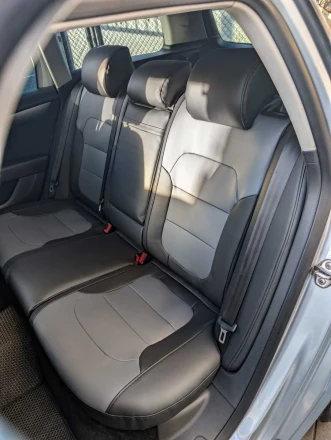 Чехлы на Volkswagen Passat B7 Trendline (Фольцваген Пассат Б7) из экокожи и польской алькантары