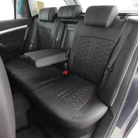 Чехлы на Skoda Octavia A5 (Шкода Октавия А5) из экокожи ES черные