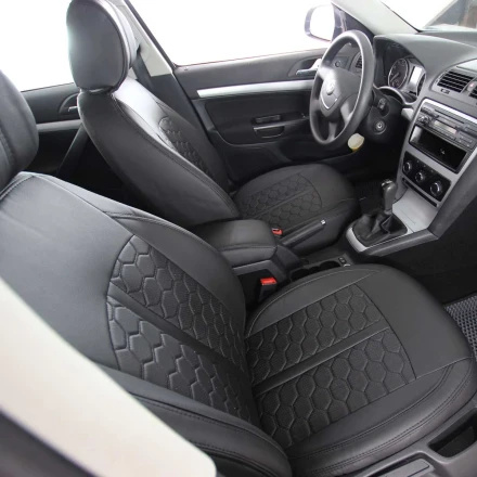 Чехлы на Skoda Octavia A5 (Шкода Октавия А5) из экокожи ES черные