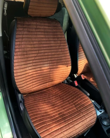 Накидки Алькантара на передние сиденья авто антискользящие коричневые